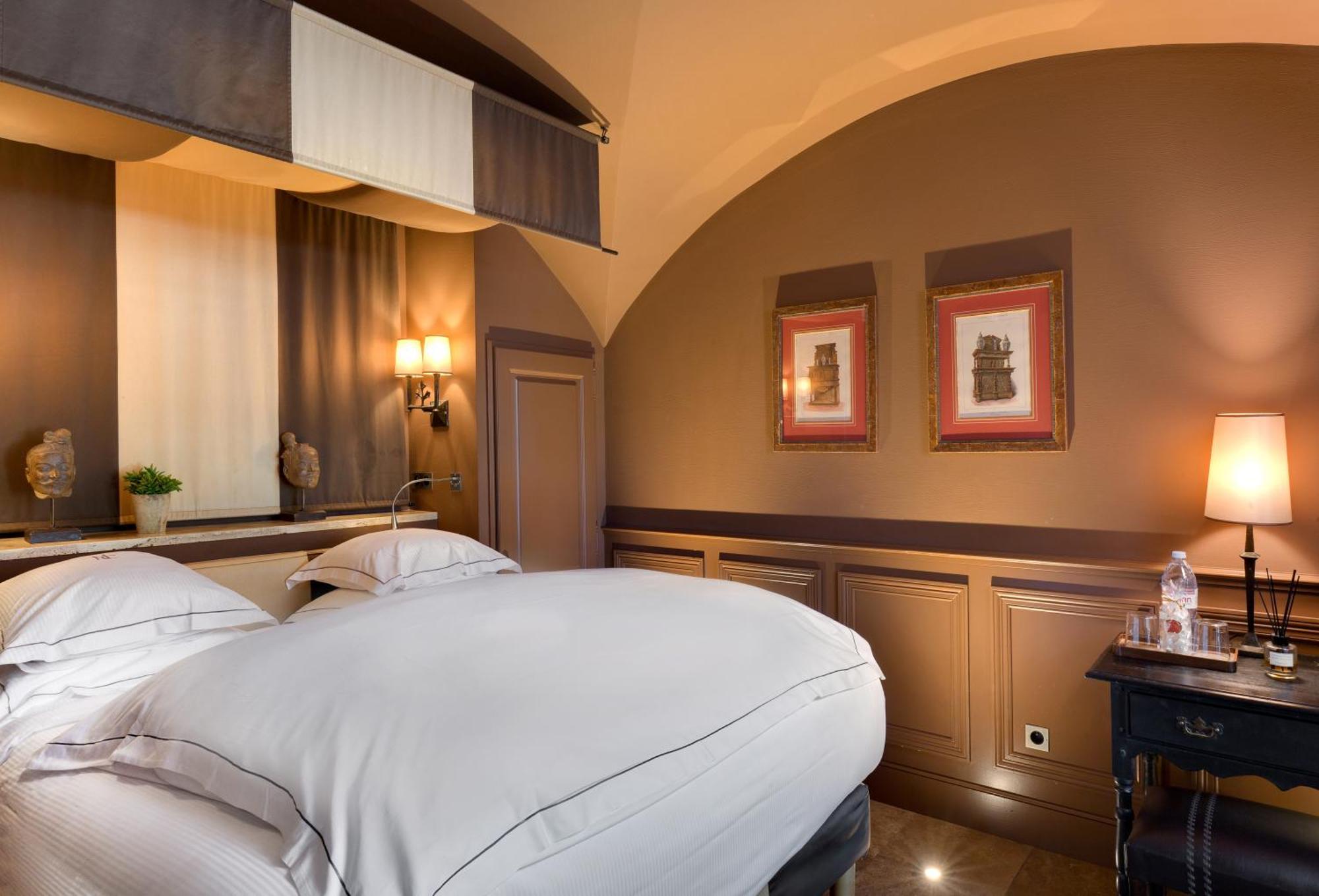 Du Chateau & - Teritoria Hotel 4*